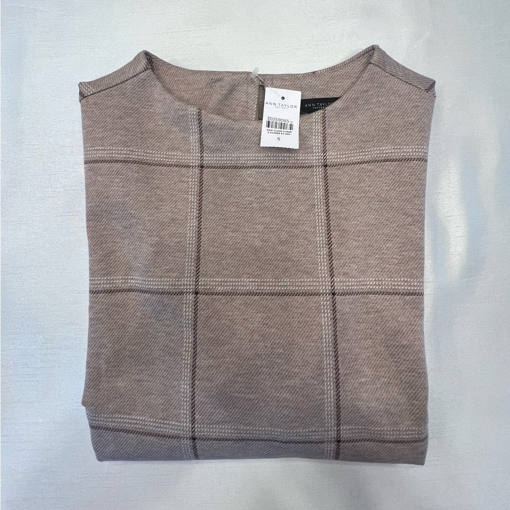Ann Taylor Factory Taupe Grid Sweater - Picture 5 of 10